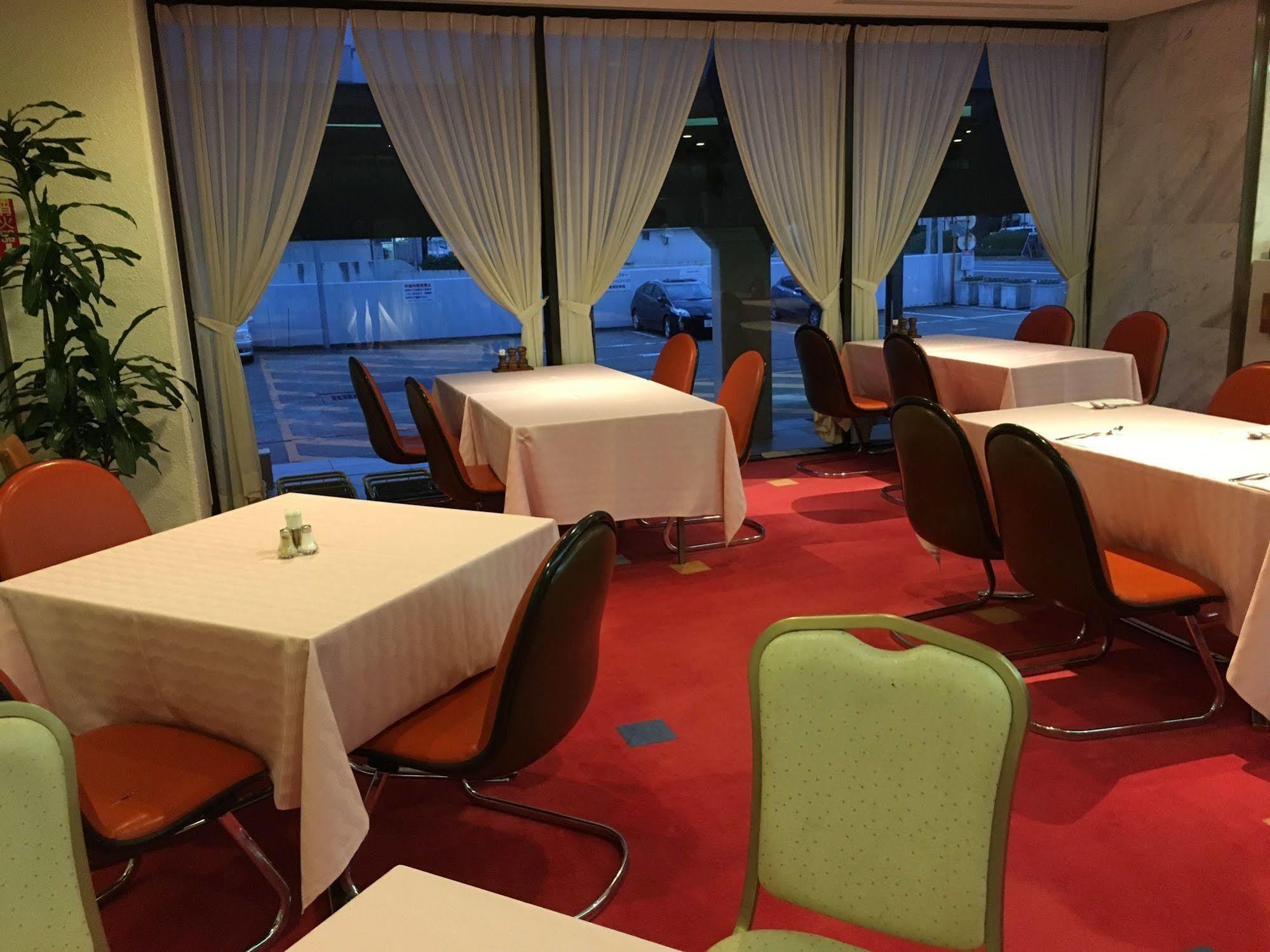 Airport Hotel